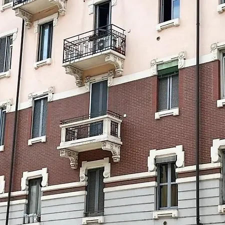Appartamento Andrea In The Navigli Area Milano